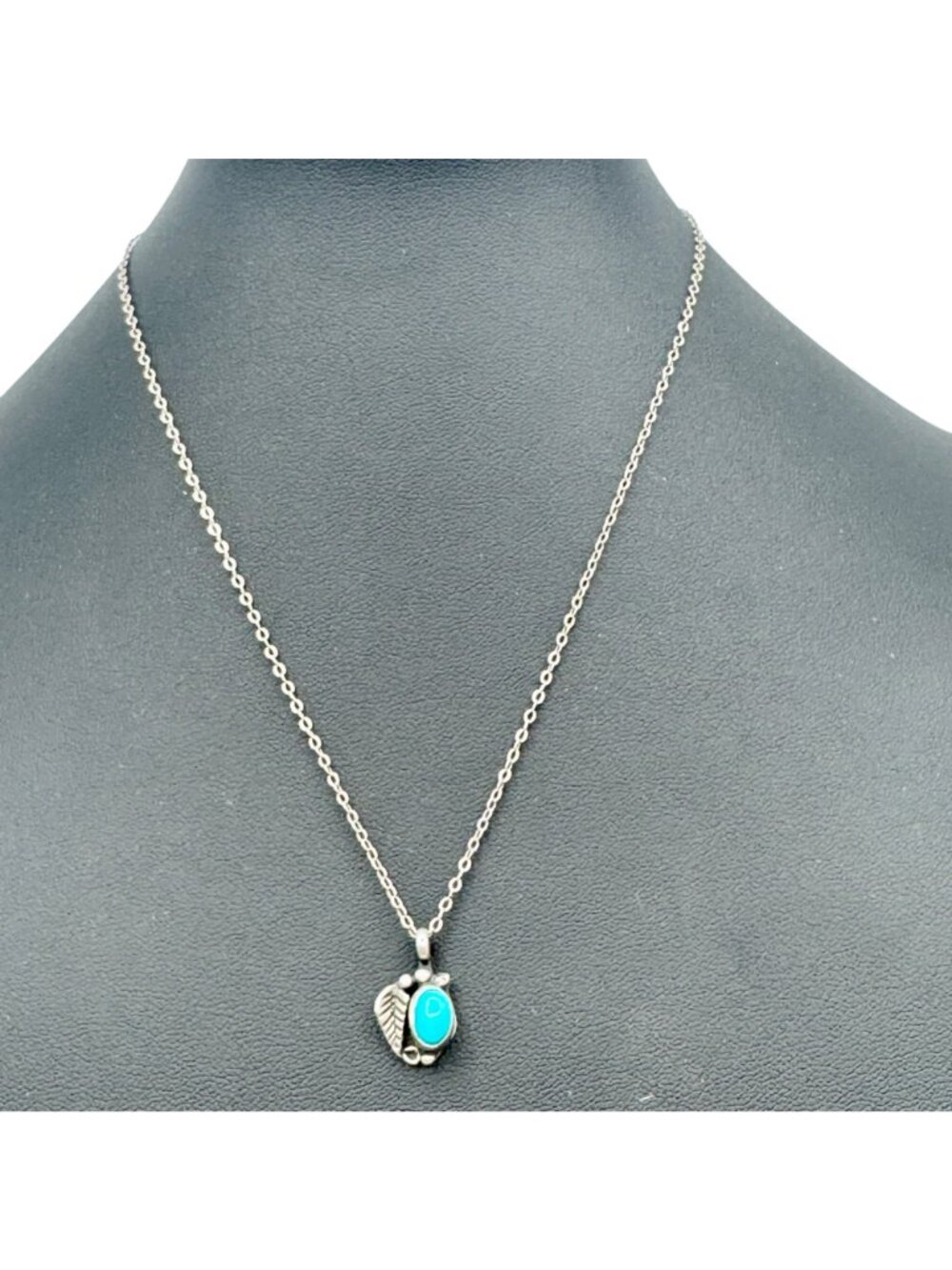 Native American Turquoise Sterling Pendant Necklace 16" Signed by Artist - Picture 8 of 13